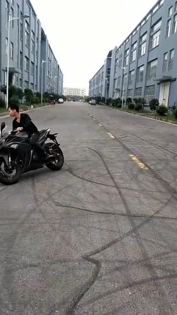 试驾国产摩托车视频,速度与激情的完美融合
